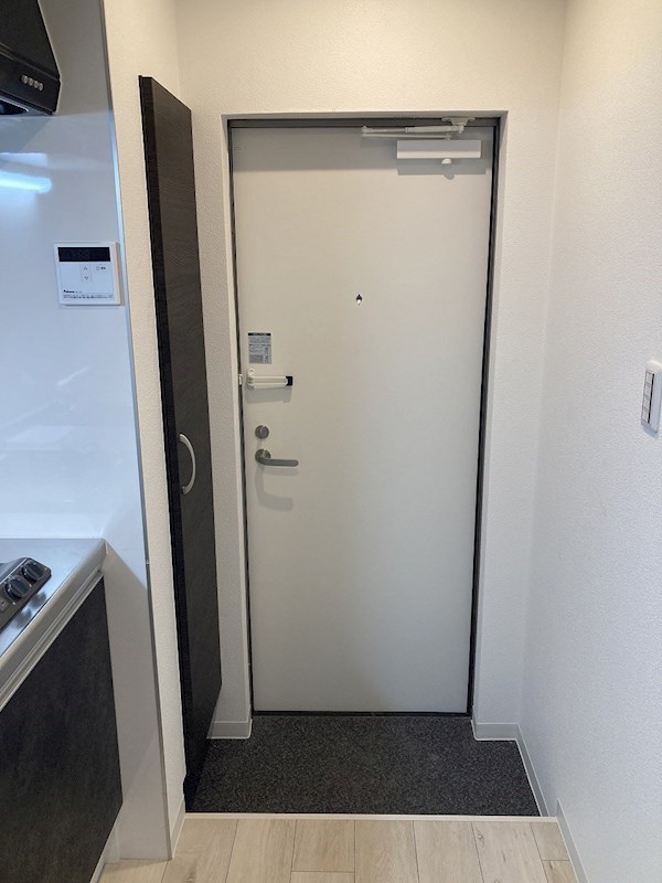 玄関　参考画像