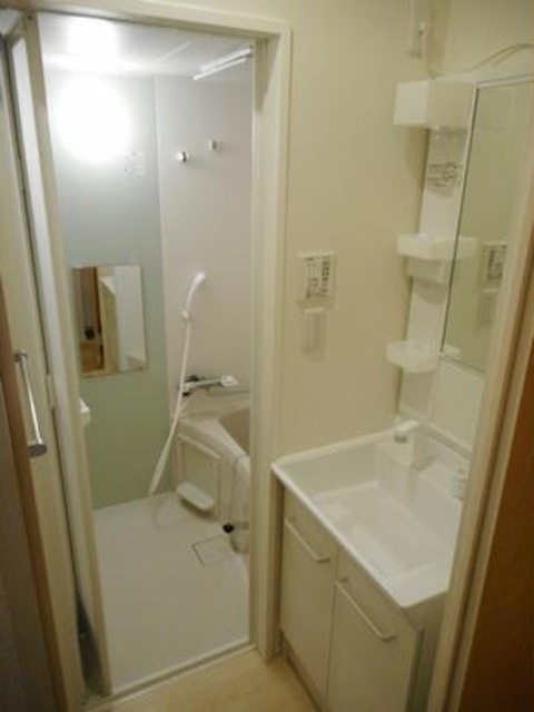 バス・シャワールーム