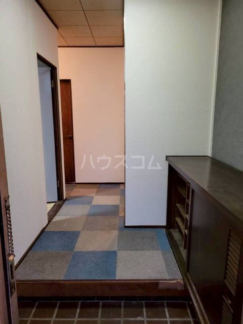鴻巣市登戸戸建ての玄関写真