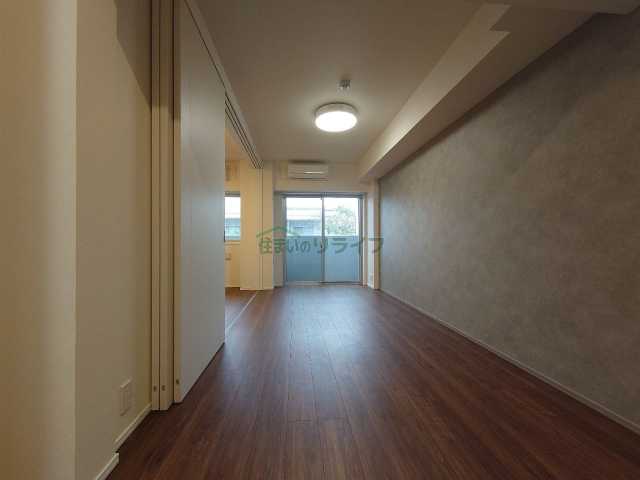 居室・リビング　別室参考画像です