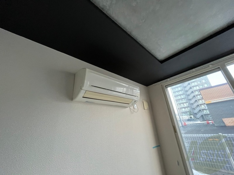 その他設備　エアコンもあり暑い夏もこれで快適ですよ～