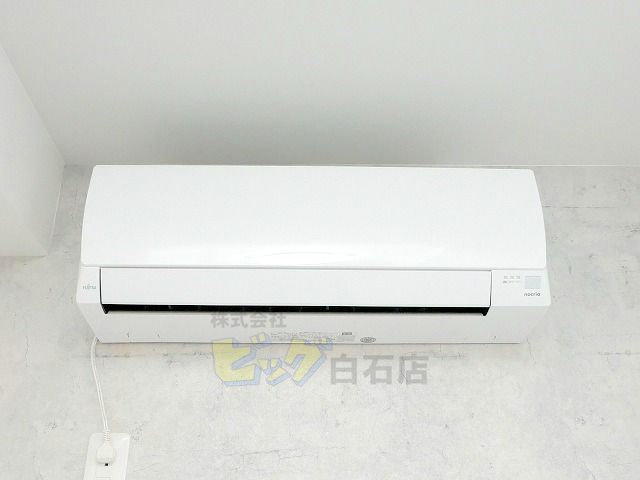 その他設備　夏も快適なエアコン付きです♪