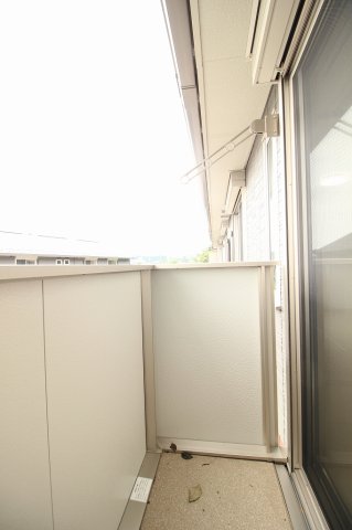 バルコニー　バルコニーからの眺めを楽しみながら食事をしませんか
