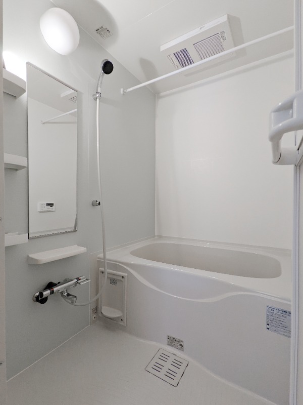 バス・シャワールーム　図面と現状に相違がある場合には現状を優先