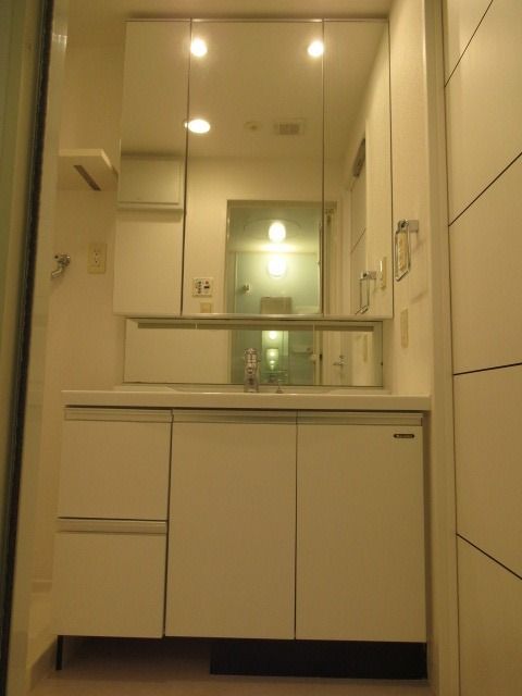 洗面設備　☆独立洗面台☆