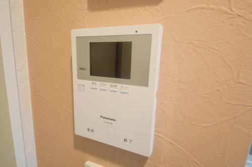 セキュリティ　安心のモニター付きインターホン