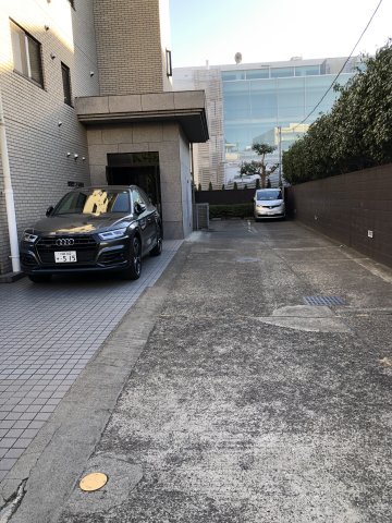 駐車場　駐車場完備です