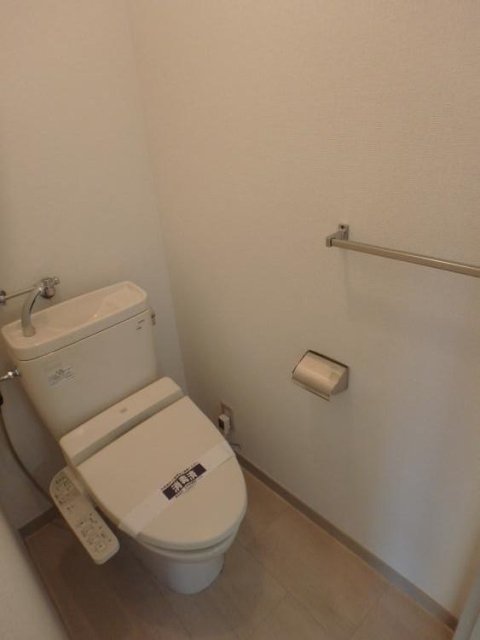トイレ　コンパクトで使いやすいトイレです