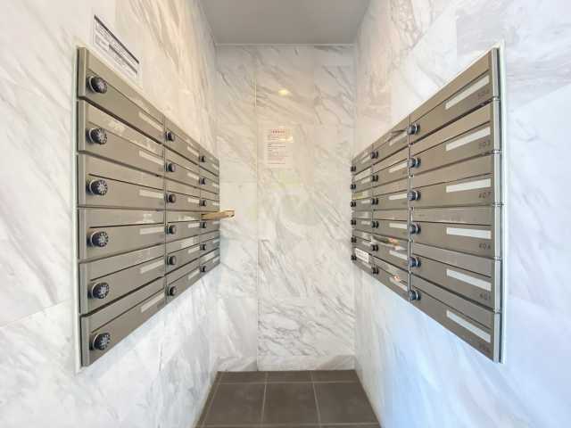 その他　コンフォリア中野