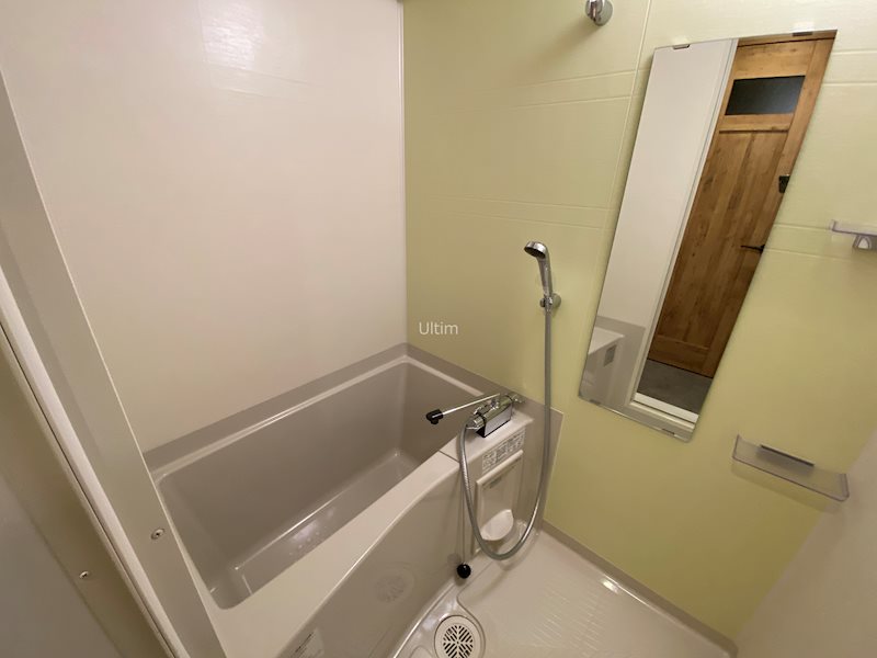 バス・シャワールーム　別部屋のお写真です。ご参考までに！