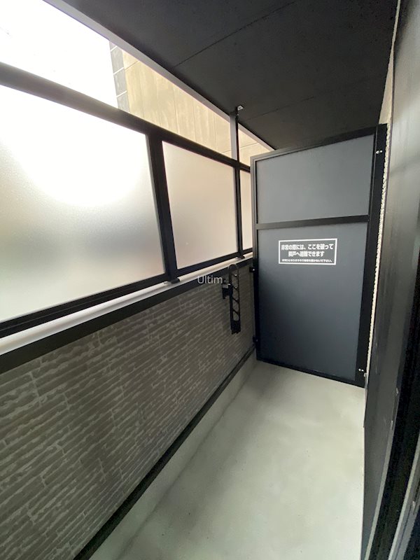バルコニー　別部屋のお写真です。ご参考までに！