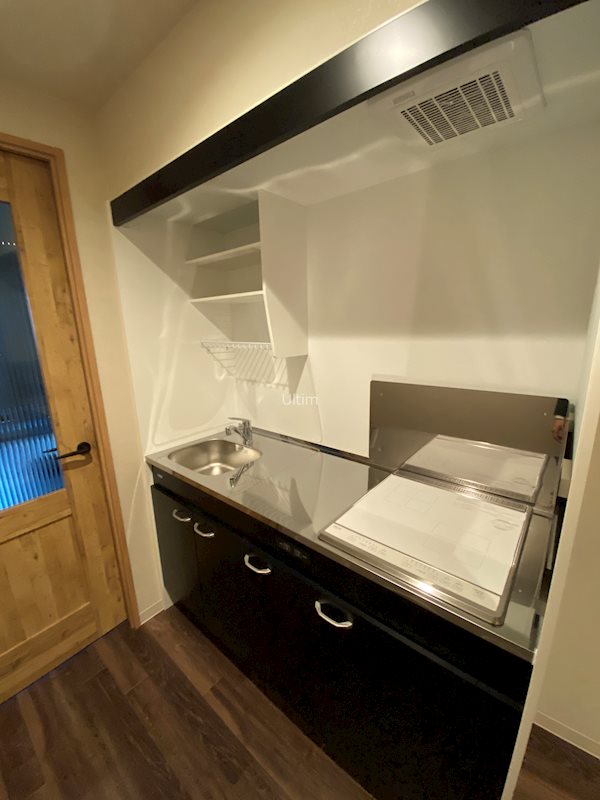 キッチン　別部屋のお写真です。ご参考までに！