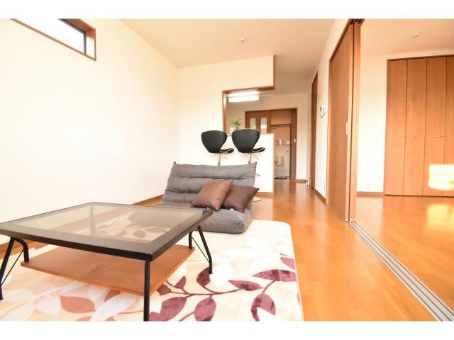 居室・リビング　※家具・家電は付属しません。