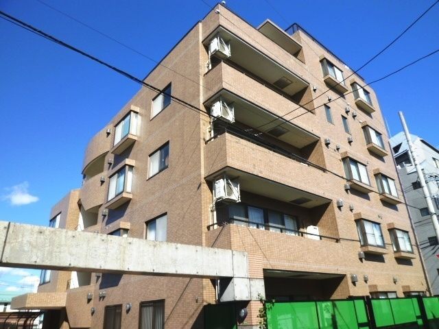 建物外観　★準特急停車で便利な京王線千歳烏山駅徒歩圏内。買い物・生活…