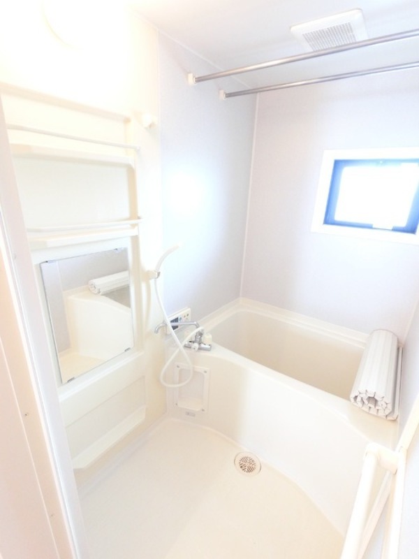 バス・シャワールーム　図面と現状に相違がある場合には現状を優先