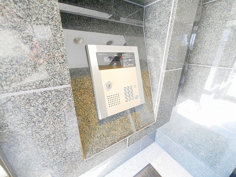 セキュリティ　セキュリティ対策にモニターホン＆オートロック♪