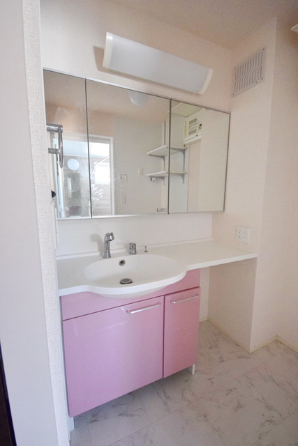 洗面設備　～朝の準備はこちらっ～