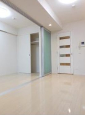 居室・リビング　明るい居間♪