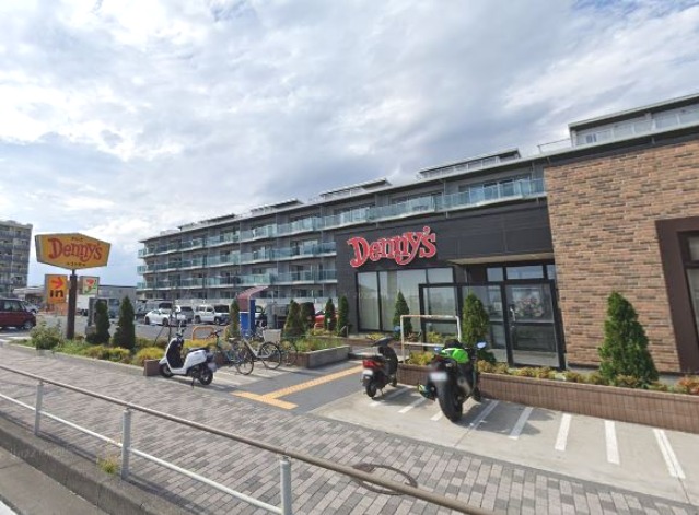 飲食店　デニーズ（飲食店）まで866m