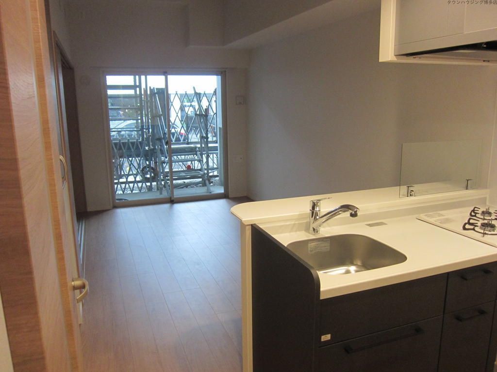 居室・リビング　キッチン