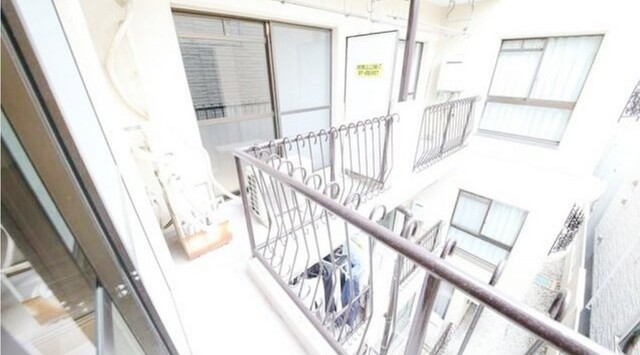 バルコニー　落ち着いた時間を過ごせるバルコニーです