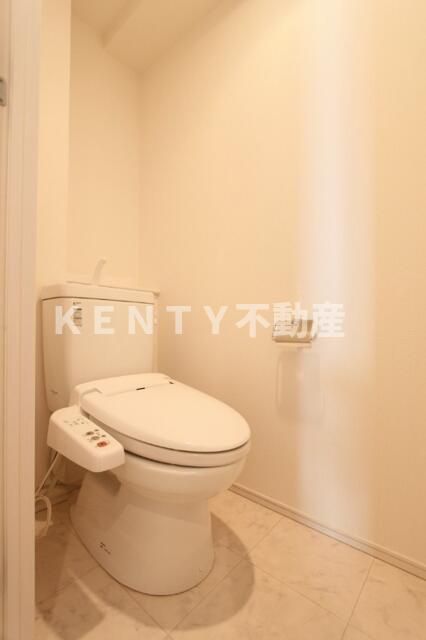 トイレ　清潔感のあるトイレです