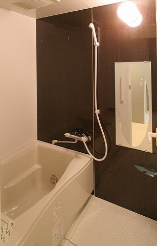 バス・シャワールーム　※写真と異なる場合は現状優先。