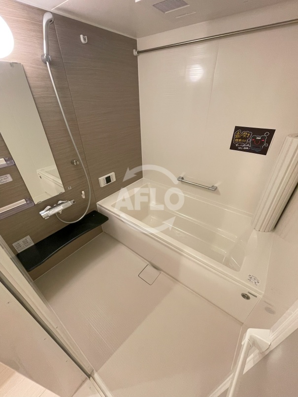 バス・シャワールーム　Brillante　浴室