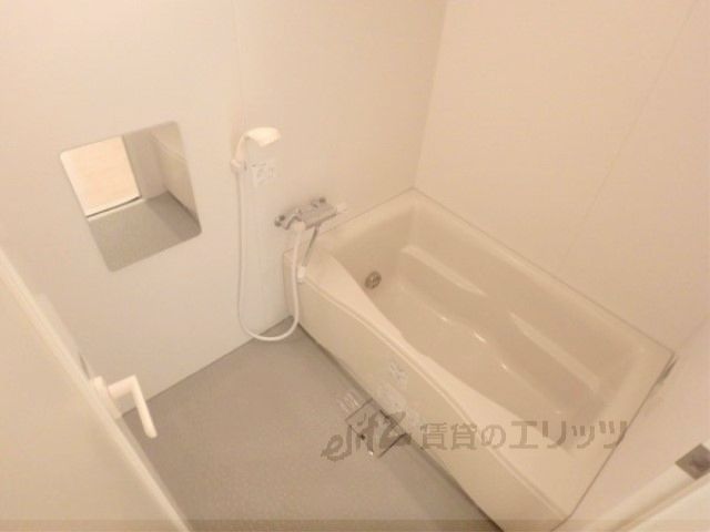 バス・シャワールーム　風呂