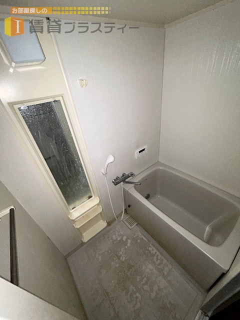 バス・シャワールーム　一日の疲れを癒しましょう