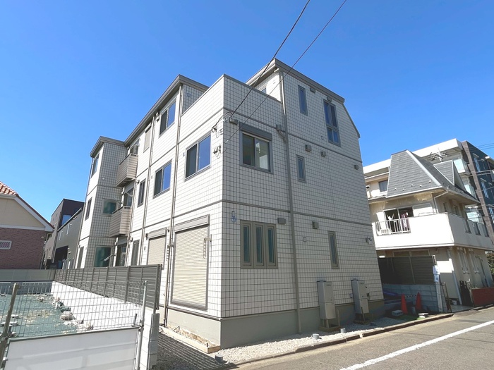 建物外観　建築中