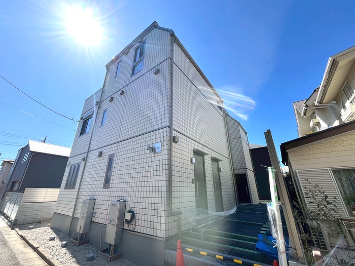 建物外観　建築中