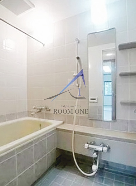 バス・シャワールーム　お風呂です。