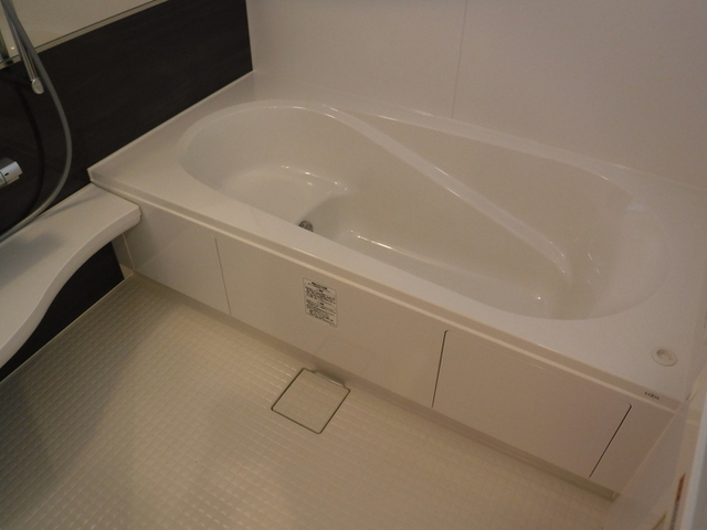 バス・シャワールーム　一坪風呂