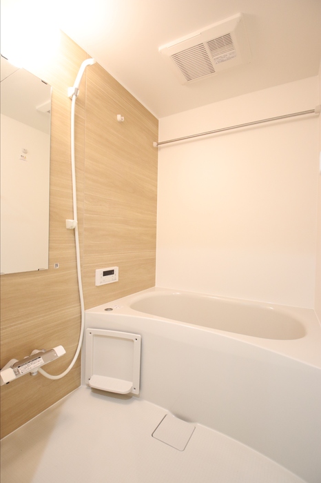 バス・シャワールーム　浴室暖房換気乾燥機付き