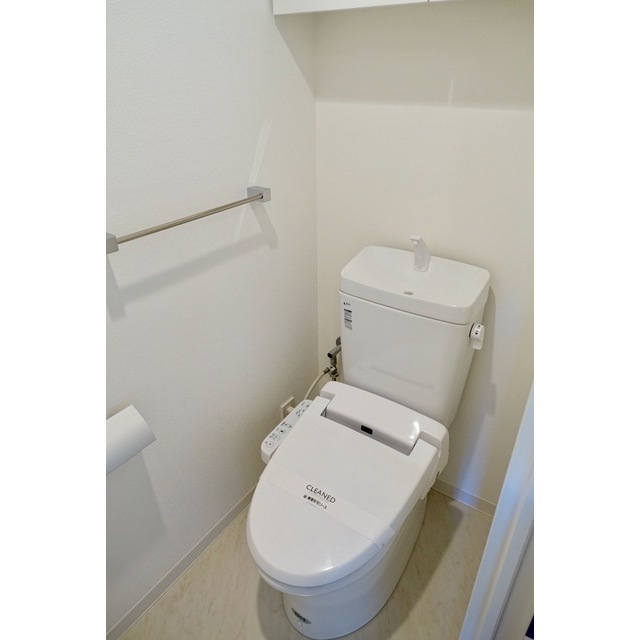 トイレ　７０２号室の写真です。