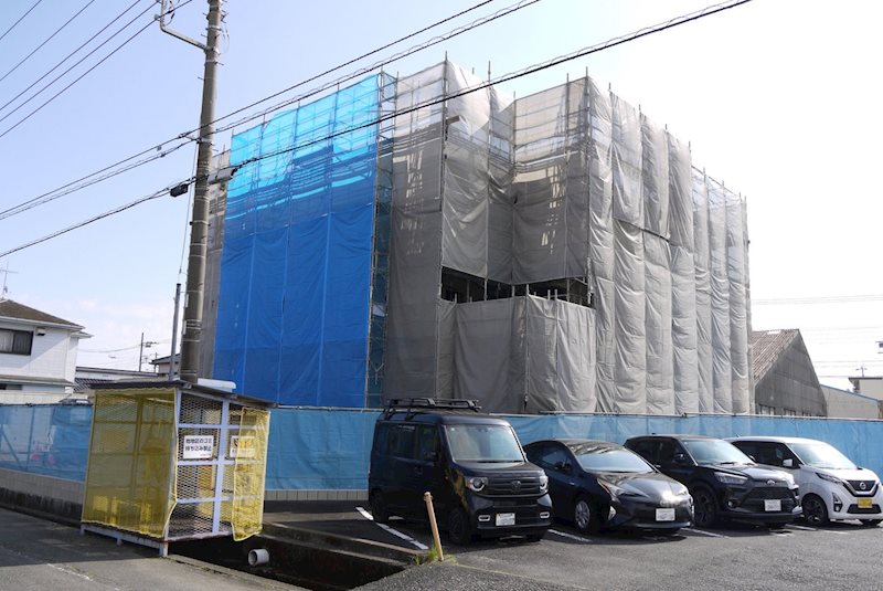 建物外観　建築中