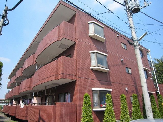 建物外観　★南向き日当り住環境良好★