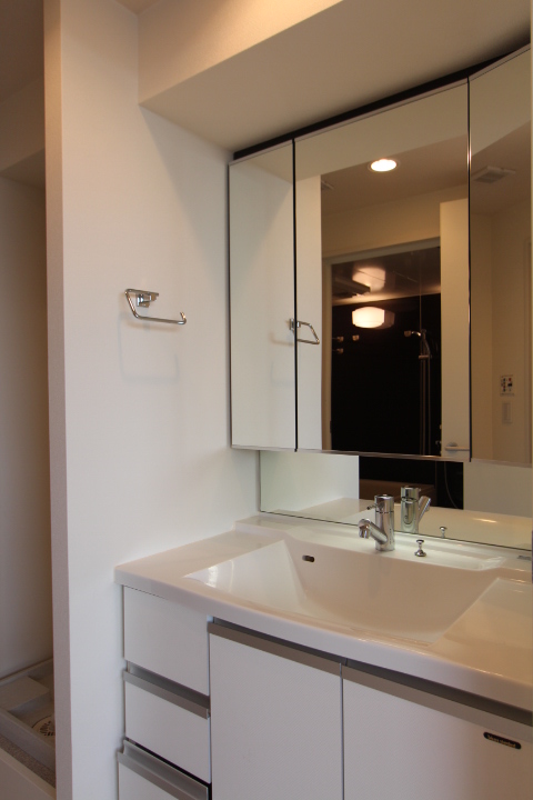 洗面設備　※参考写真