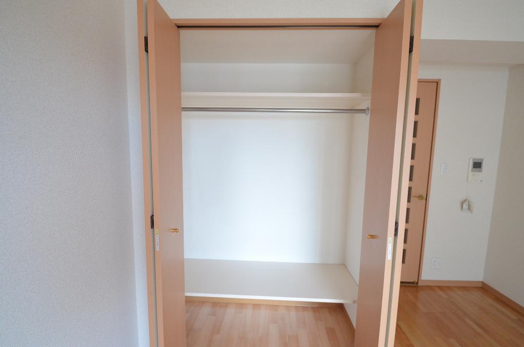 収納　クローゼット