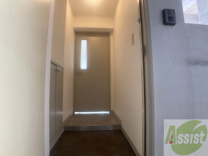 玄関　玄関です。清潔感があり、オシャレな雰囲気です。