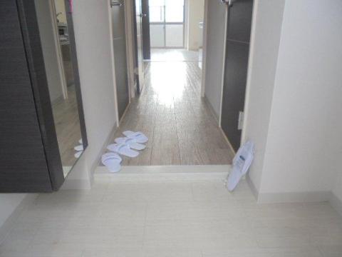 玄関　玄関（イメージ）