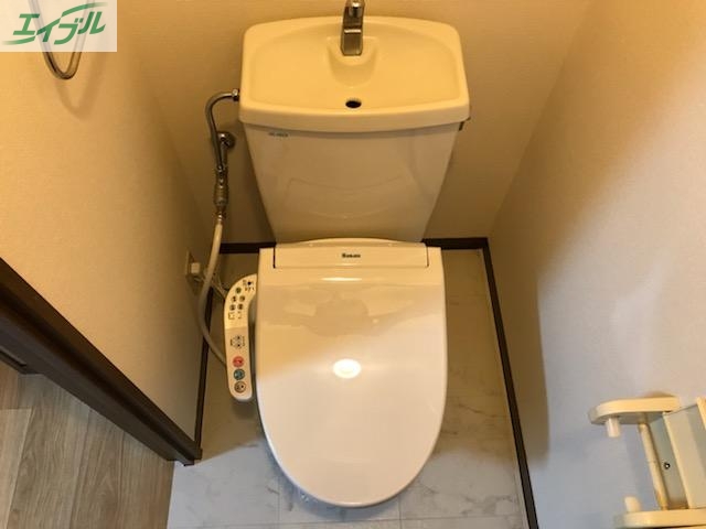 トイレ　シャワー付トイレ