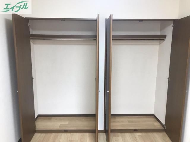 収納　北洋室収納