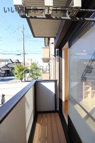 バルコニー　落ち着いた時間を過ごせるバルコニーです