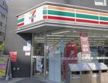 コンビニ　セブンイレブン千代田岩本町2丁目店（コンビニ）まで20m