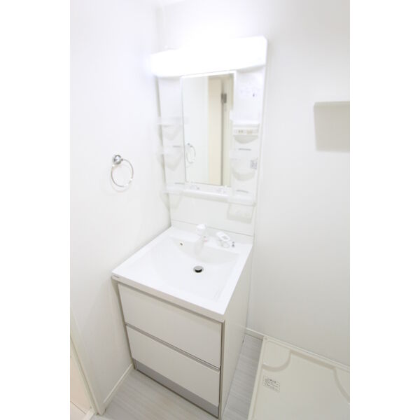 洗面設備　同タイプのお部屋のお部屋となります。