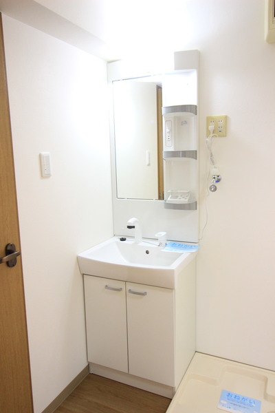 洗面設備　独立洗面化粧台