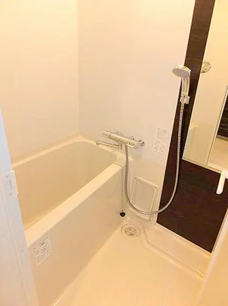 バス・シャワールーム　風呂