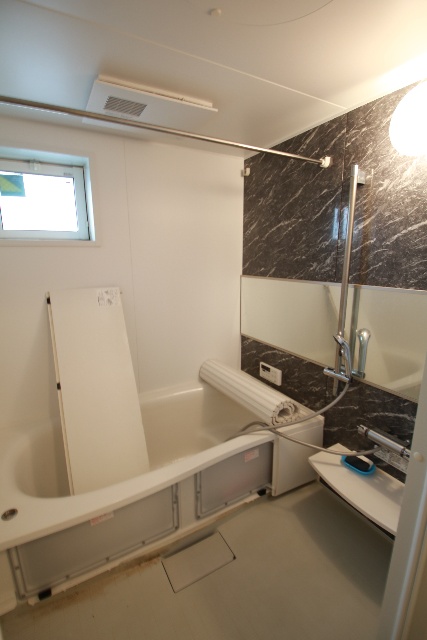バス・シャワールーム　※別室の参考写真の為、現況優先です。